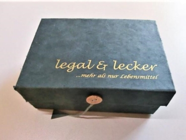 Geschenkbox legal & lecker 18x12,5x7,5 cm
